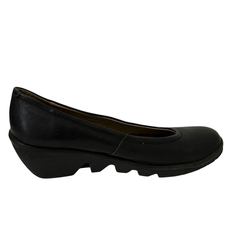 Fly London Black Leather Slip On Wedge Shoes Womens Size 39 /US 8.5 Boho Witchy